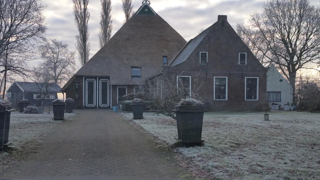 Lyklamastate Nijemirdum Exteriör bild